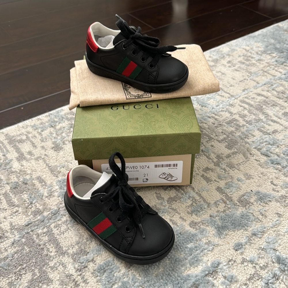 Gucci shoes